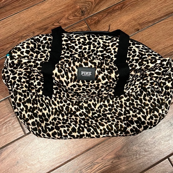 Victoria secret duffle - Picture 1 of 5
